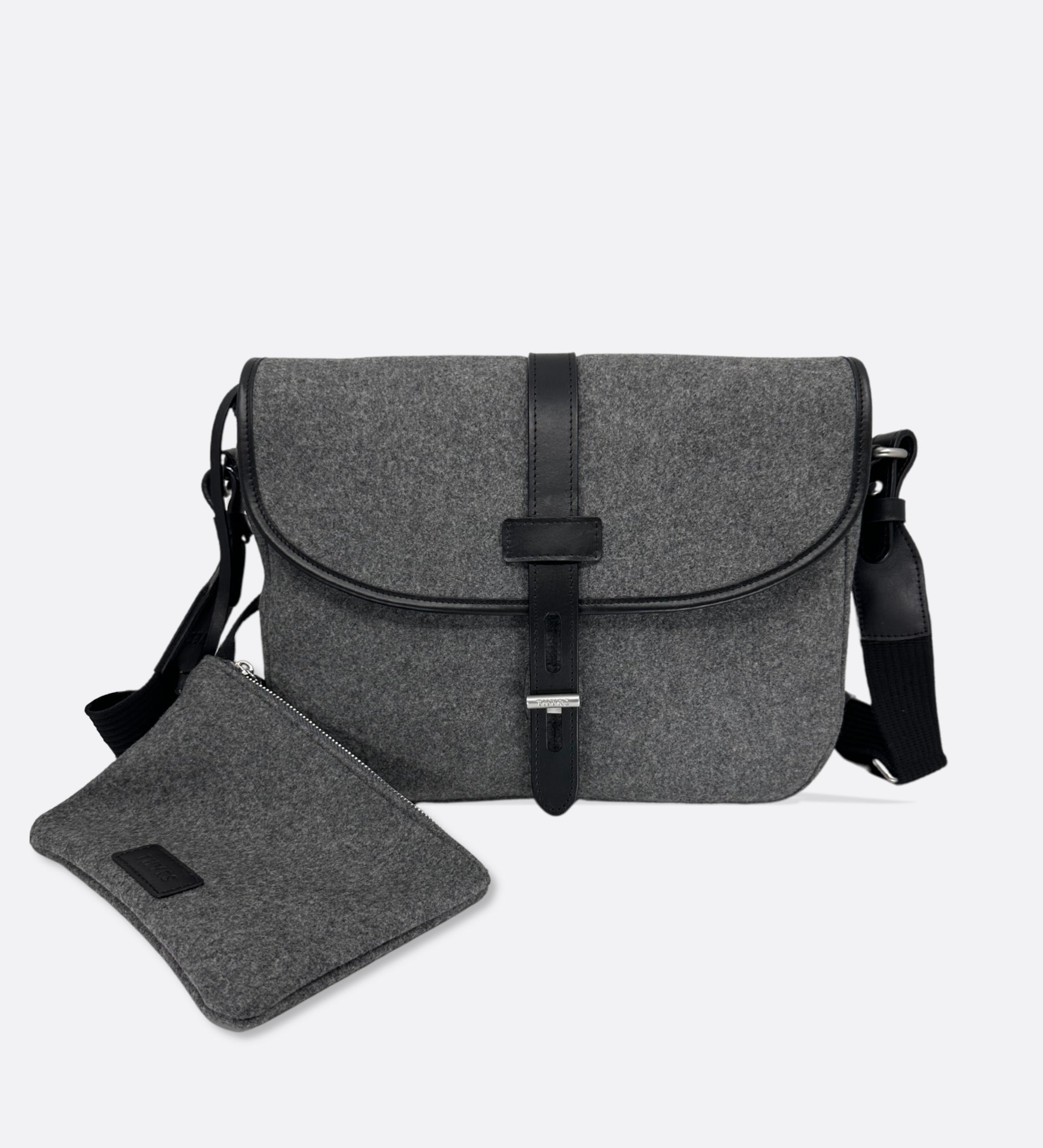 Besace taille M en drap de laine gris, THYRS
